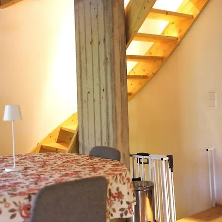 Appartement Charming With River View Michelau