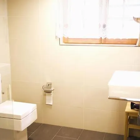 Charming With River View Appartement